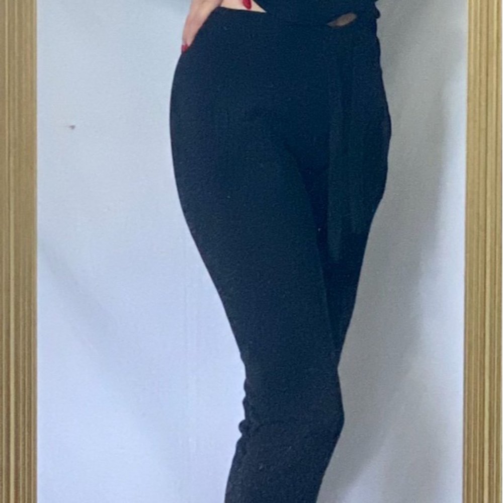 Basic Black Joggers With Pockets - Picture 4 of 4